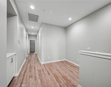 135 Farmhouse Drive - Photo Thumbnail 20