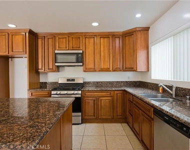 17404 Martha Street - Photo Thumbnail 1