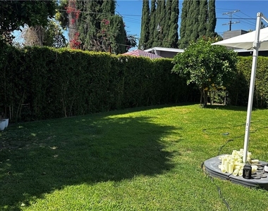 7833 Bothwell - Photo Thumbnail 23