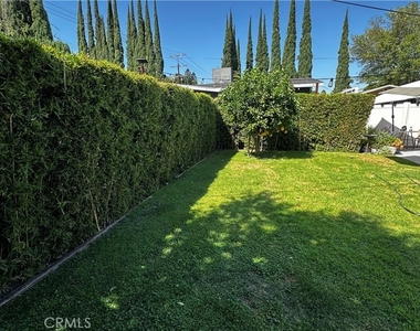 7833 Bothwell - Photo Thumbnail 19