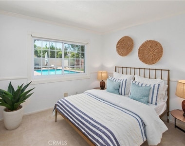 18056 Lake Encino - Photo Thumbnail 19