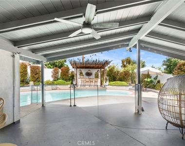 6413 Wystone - Photo Thumbnail 2