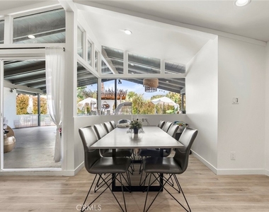 6413 Wystone - Photo Thumbnail 10