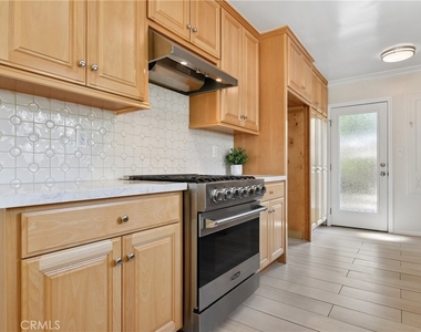 15480 Friar Street - Photo Thumbnail 19