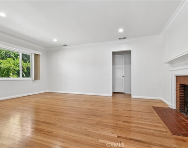 15480 Friar Street - Photo Thumbnail 6