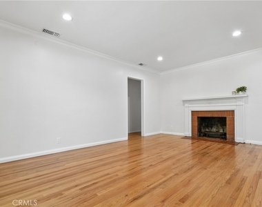 15480 Friar Street - Photo Thumbnail 4
