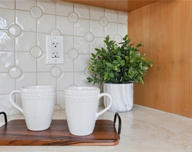 15480 Friar Street - Photo Thumbnail 21