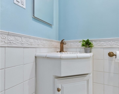 15480 Friar Street - Photo Thumbnail 32
