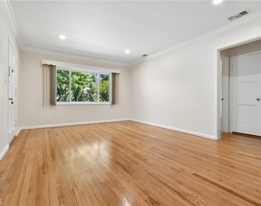 15480 Friar Street - Photo Thumbnail 5