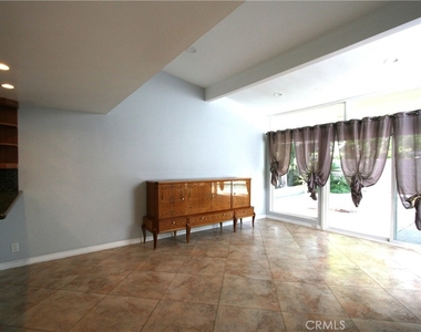 11400 Dona Evita - Photo Thumbnail 4