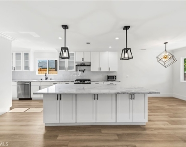 14862 Envoy Street - Photo Thumbnail 6