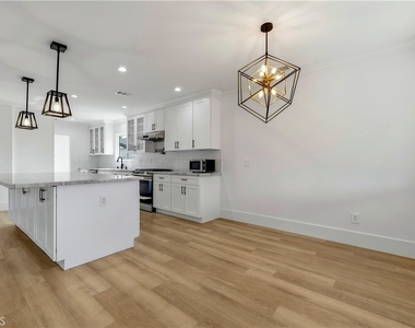 14862 Envoy Street - Photo Thumbnail 16