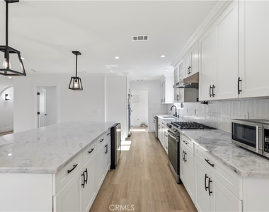 14862 Envoy Street - Photo Thumbnail 11