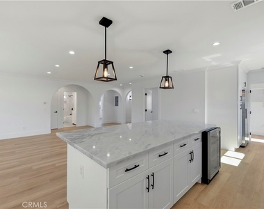 14862 Envoy Street - Photo Thumbnail 8