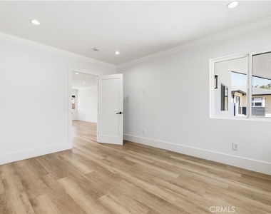 14862 Envoy Street - Photo Thumbnail 29
