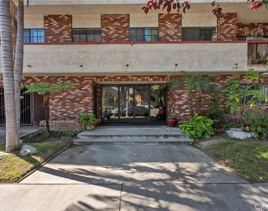 12540 Burbank - Photo Thumbnail 7