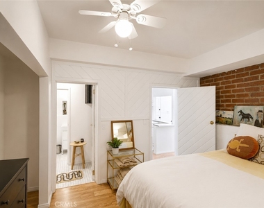 2932 Ledgewood Drive - Photo Thumbnail 8