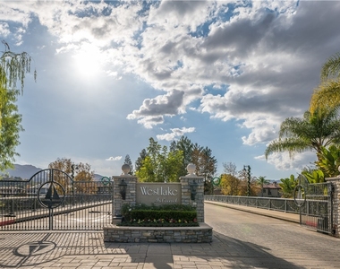 1465 Eastwind - Photo Thumbnail 30