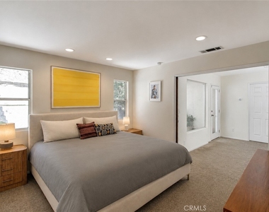 2932 Ledgewood Drive - Photo Thumbnail 3