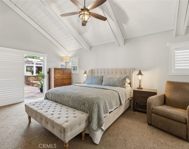 598 Encino Vista - Photo Thumbnail 7