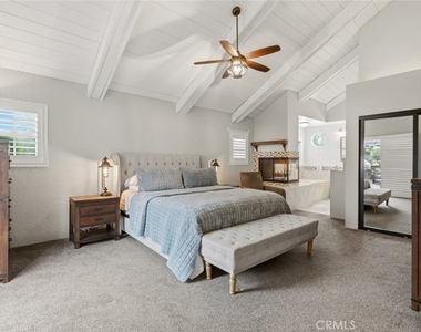 598 Encino Vista - Photo Thumbnail 6