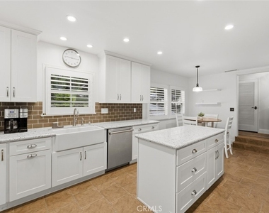 598 Encino Vista - Photo Thumbnail 1