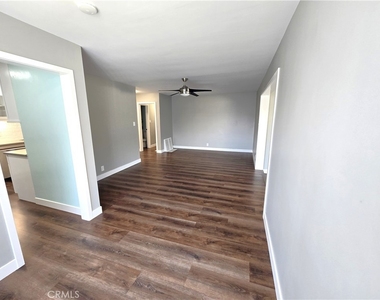 17227 Wilton Place - Photo Thumbnail 3