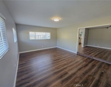 17227 Wilton Place - Photo Thumbnail 4