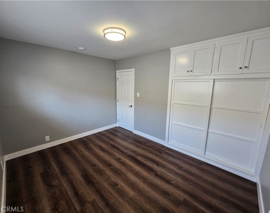 17227 Wilton Place - Photo Thumbnail 17