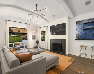 1633 N Beverly Drive - Photo Thumbnail 1