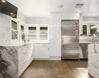 1633 N Beverly Drive - Photo Thumbnail 7