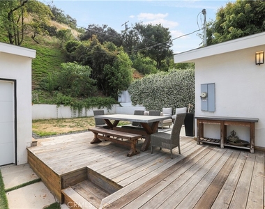 1633 N Beverly Drive - Photo Thumbnail 23