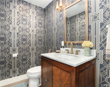 1633 N Beverly Drive - Photo Thumbnail 20