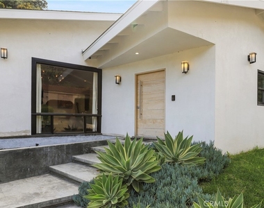 1633 N Beverly Drive - Photo Thumbnail 27