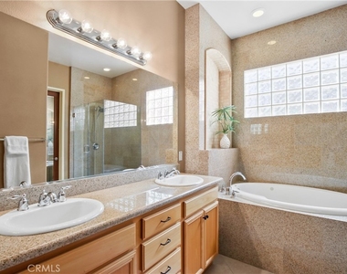 82807 Burnette - Photo Thumbnail 10