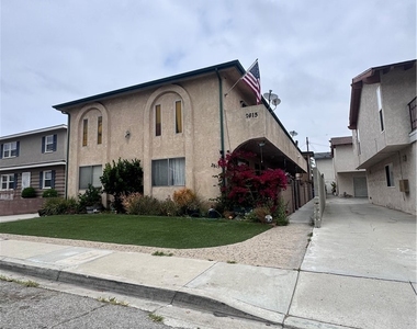 2615 Curtis - Photo Thumbnail 1