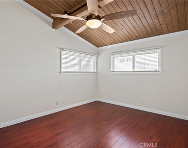 648 Loma - Photo Thumbnail 17