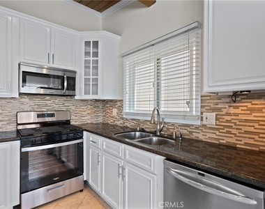 648 Loma - Photo Thumbnail 13