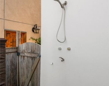 648 Loma - Photo Thumbnail 24