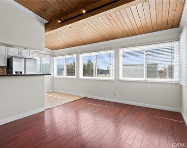 648 Loma - Photo Thumbnail 9