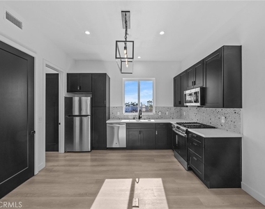 3215 S El Camino Real - Photo Thumbnail 2