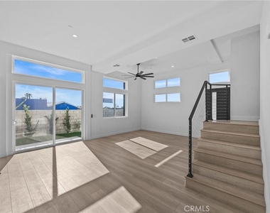 3215 S El Camino Real - Photo Thumbnail 18