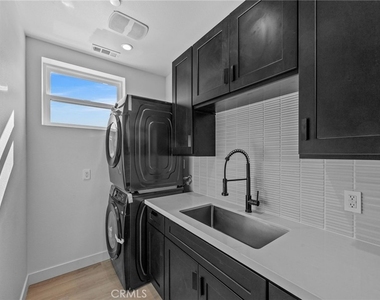 3215 S El Camino Real - Photo Thumbnail 12
