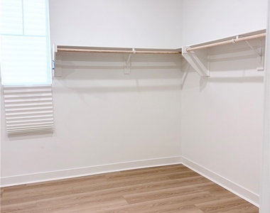 26832 Hadley Avenue - Photo Thumbnail 18