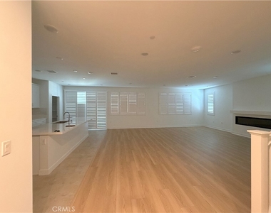26832 Hadley Avenue - Photo Thumbnail 28