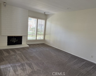 5281 Charing Cross Road - Photo Thumbnail 5