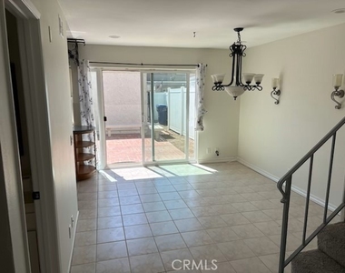 5281 Charing Cross Road - Photo Thumbnail 4