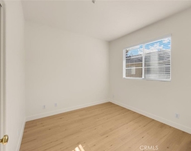 123 S Orange Ave - Photo Thumbnail 32