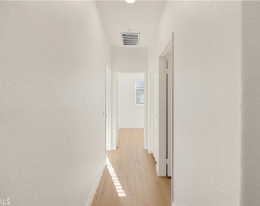 123 S Orange Ave - Photo Thumbnail 28