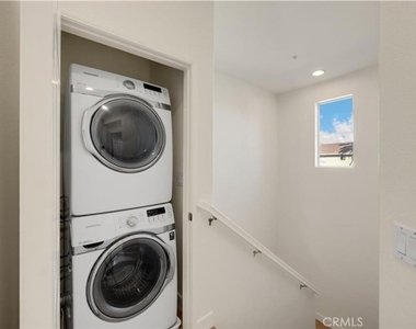 123 S Orange Ave - Photo Thumbnail 34